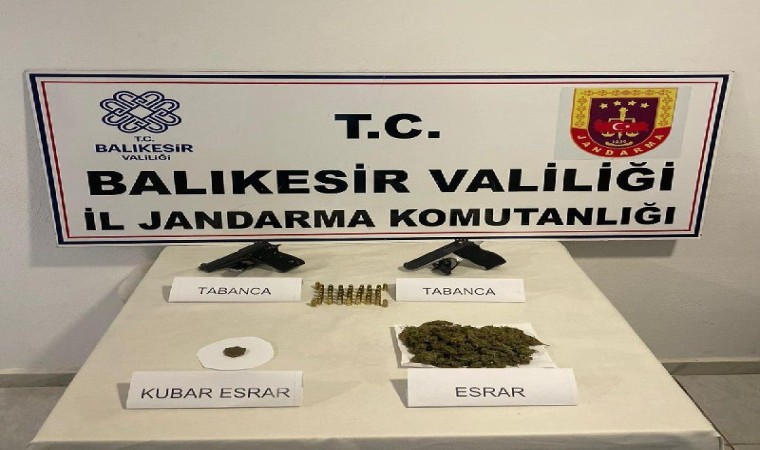 Ayvalık’ta 40 gram kubar esrar ele geçirildi