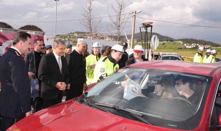 Balıkesir Valisi Bayramda Trafik Kuralları Hatırlattı 