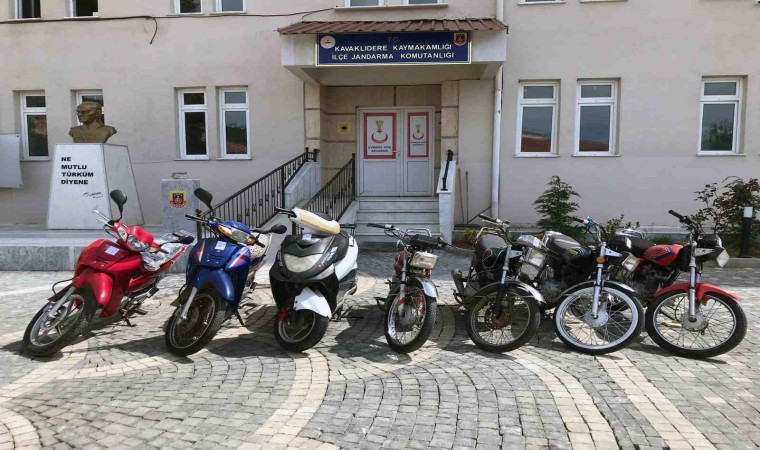 Çaldığı motosikletleri sosyal medyadan satmaya çalışınca yakalandı