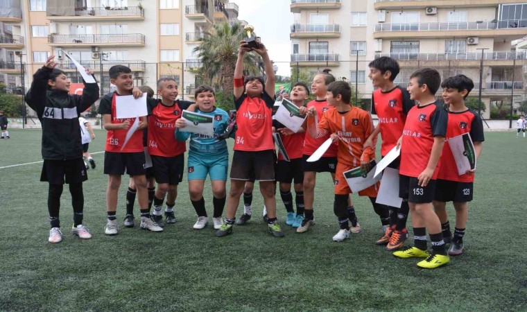 Efeler Cup 2 Futbol Turnuvası heyecanı sona erdi