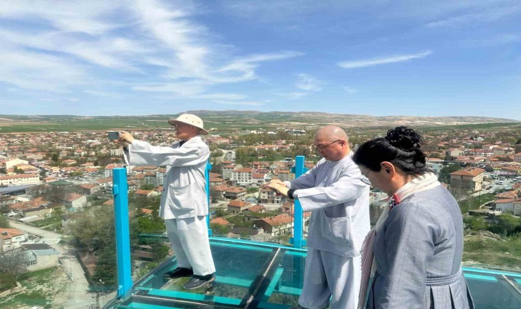 Kayabaşı Cam Seyir Terası’nın ilk misafirleri Güney Kore’den