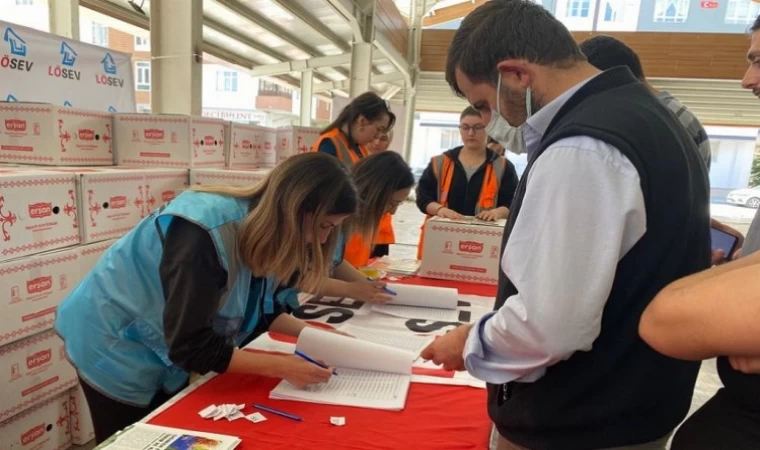 "Mutlu Et Paketleri" Yardımı. İçinde yok yok!