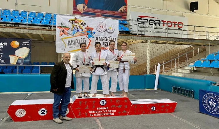 Judodan derece geldi