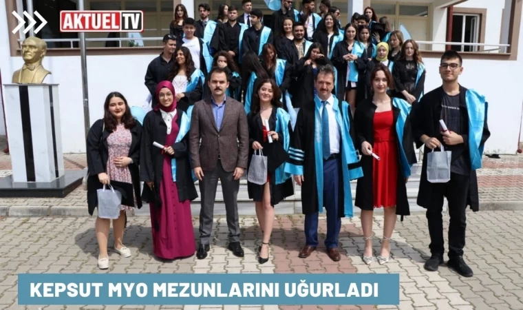 Kepsut MYO’da Mezunlarını Uğurladı