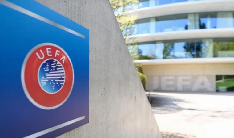 UEFA’dan Üç Kulübe Ceza!