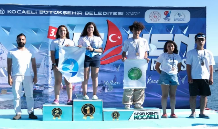 Yelken Trofesi’nde Madalyalar Sahiplerini Buldu