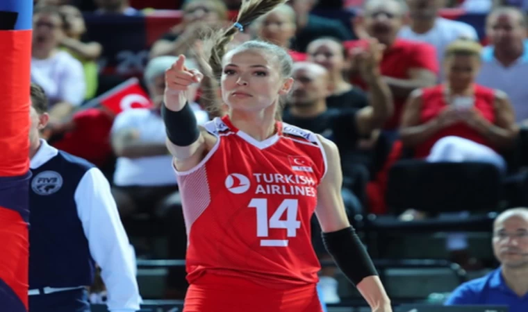 Fenerbahçe Eda Erdem in Heykelini Dikecek 