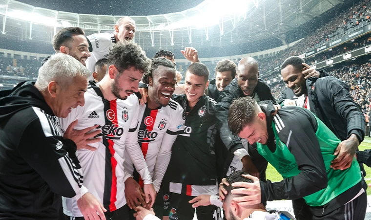 Beşiktaş Devre Arasında Maliyeti Yüksek Futbolcularla Yollarını Ayıracak