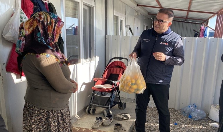 Depremzede Ailelere 25 Ton Limon Dağıtıldı