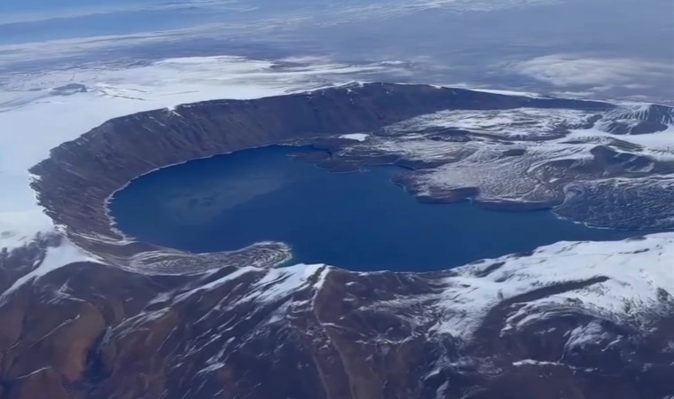 Nemrut Kalderası’nda Muhteşem Kar Görüntüleri