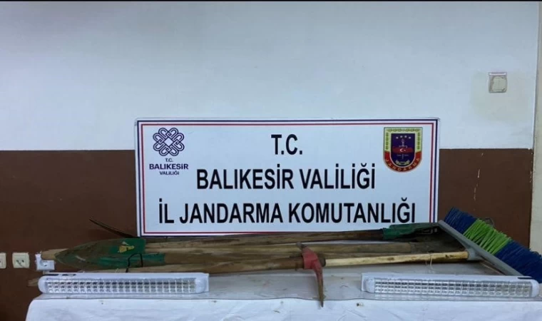 Erdek'te İzinsiz Kazı Yapanlar Yakalandı