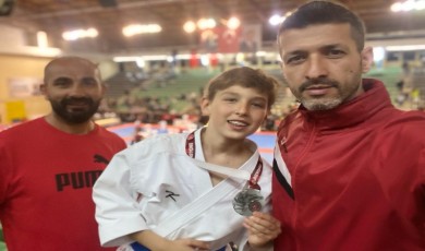 Çocuklar Karate Şampiyonası’nda Türkiye ikincisi