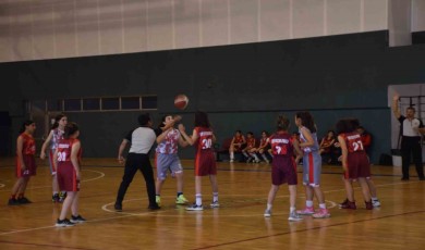 Küçük devlerin basketbol şampiyonası Muğla’da başladı