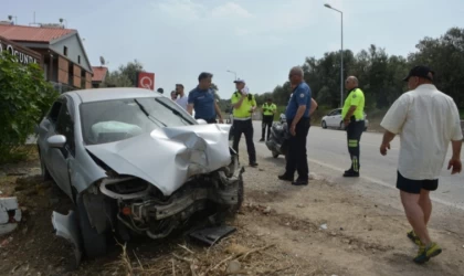 Ayvalık’ta trafik kazası; 2 yaralı