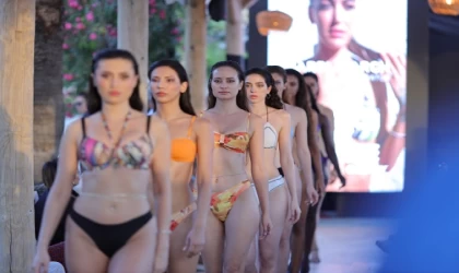 Swimwear 2023 tasarımcı koleksiyonları görücüye çıktı