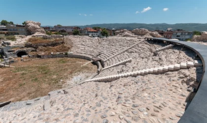 Roma Tiyatrosu Turizme Kazandırılıyor