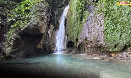 Aktaş Şelalesi Güzelliği İle Hayran Bırakıyor