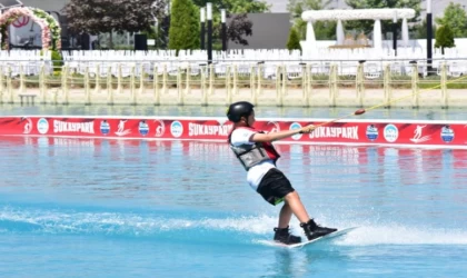 Wakeboard Rüzgarı Esiyor