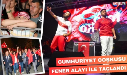 Edremit’te Cumhuriyet Coşkusu Fener Alayı İle Taçlandı