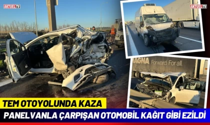 Panelvanla Çarpışan Otomobil Kağıt Gibi Ezildi